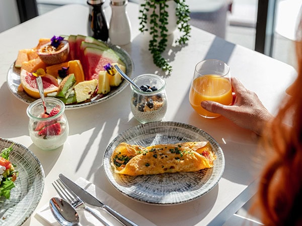 breakfast at dorsett gold coast executive lounge