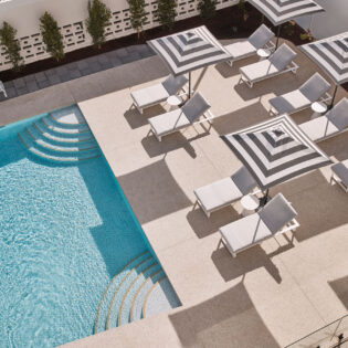 the pool at Hotel Alba, Adelaide