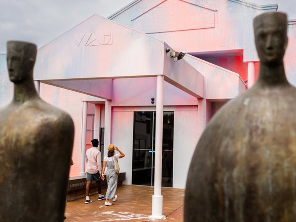 a couple at the entrance of Warrnambool Art Gallery