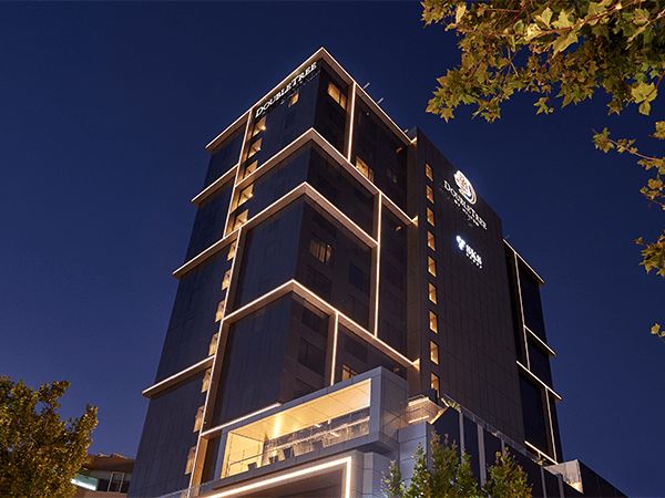 DoubleTree by Hilton Northbridge