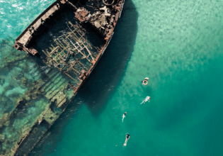 Moreton Island tours