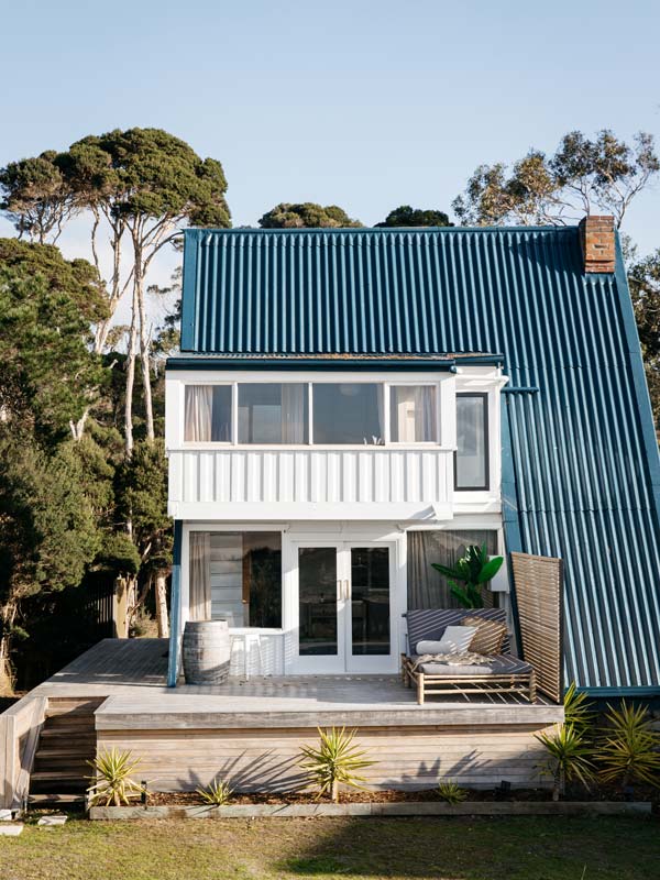 Exterior of A-Frame shack Arku House in Tasmania