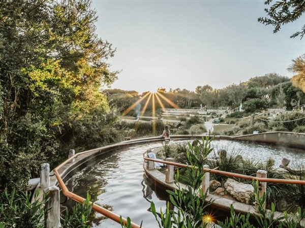 Eco Lodge Peninsula Hot Springs