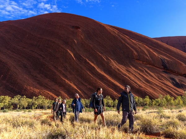 Uluṟu-Kata Tjuṯa Signature Walk in the Northern Territory