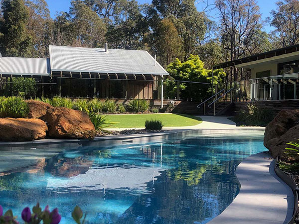 an outdoor pool at Amaroo Retreat & Spa, Helena Valley