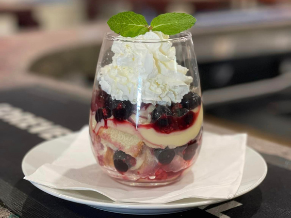 a dessert offering at Victoria Hotel, Warrnambool