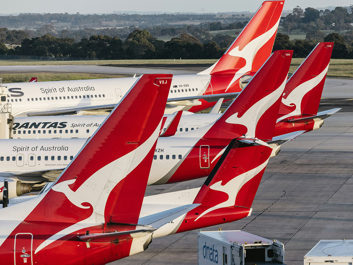 qantas plane tails at airport