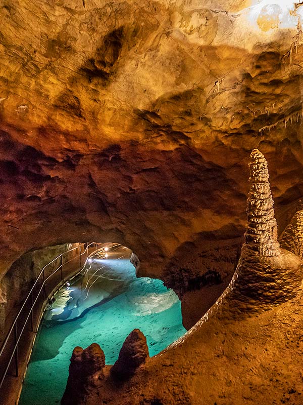 Jenolan Caves