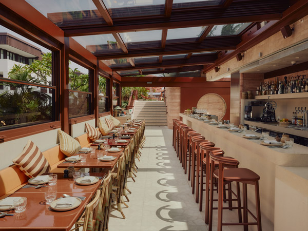 Lottie rooftop bar
