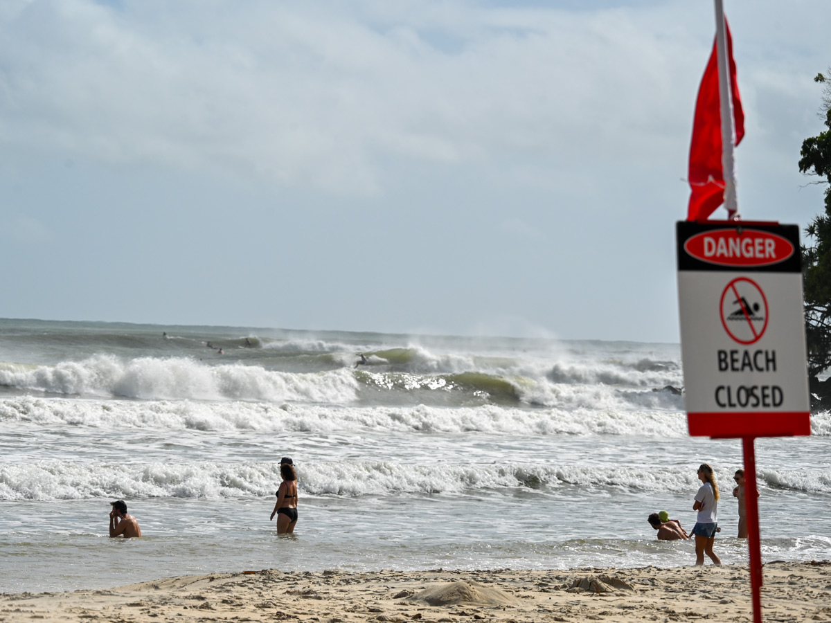 Beach Closed,Noosa Heads Main Beach, Cyclone Alfred