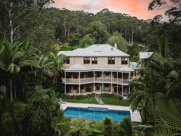 Le Chateau in Holgate, NSW