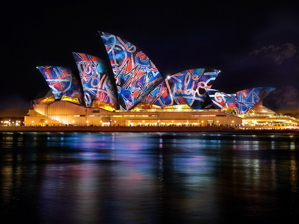 Vivid 2025