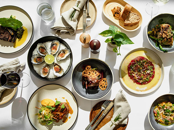 table spread at Park & Cove Novotel Sunshine Coast