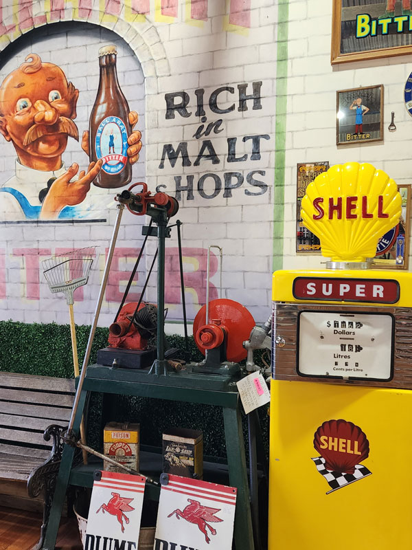 memorabilia at Ballarat Vintage & Collectables Market