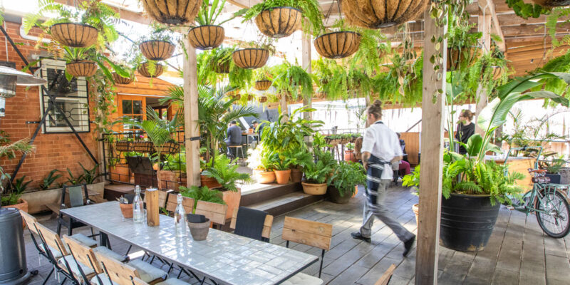 alfresco seating at Press Cafe, Dubbo