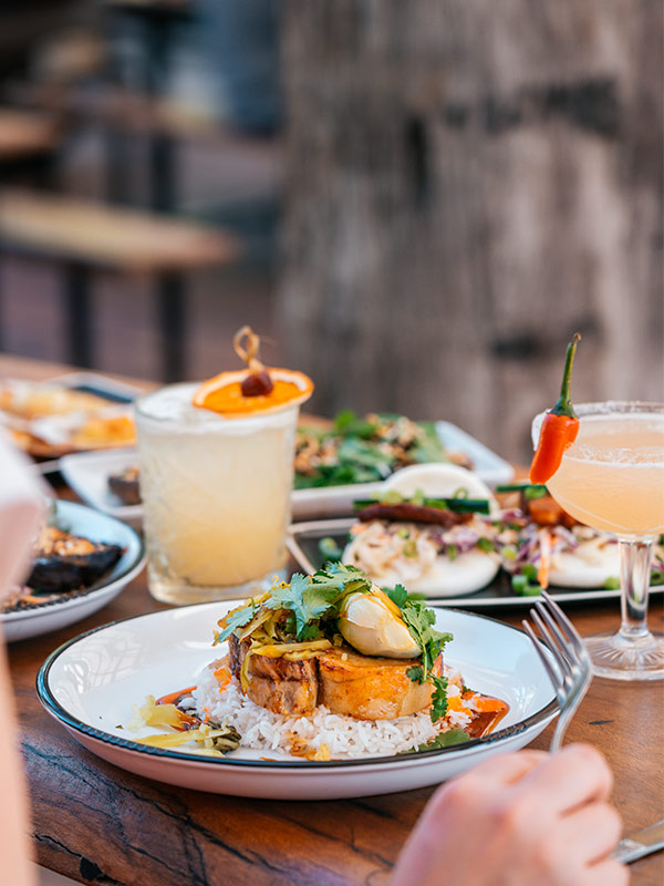 Cocktails and Thai-inspired lunch in the Noosa hinterland