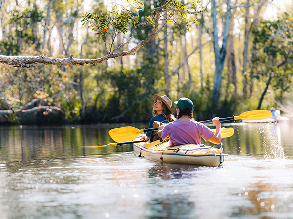 women kayaking through Noosa everglades noosa in winter