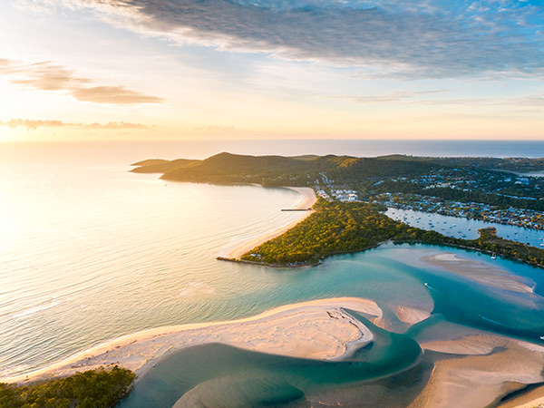 Noosa Rivermouth And Main Beach