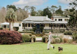woman and her dog winter in nsw at Peppers Craigieburn Bowral