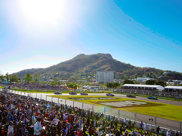 crowd watching Supercars NTI Townsville 500, townsville events