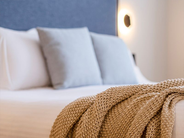 bed at Mercure Centro Port Macquarie