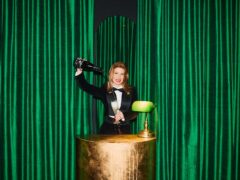 No boys allowed! Mona’s Ladies Lounge is going on tour