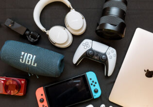 Sydney Airport Lost Property Auction headphones, Nintendo Switch, speakers, cameras, laptops, lenses