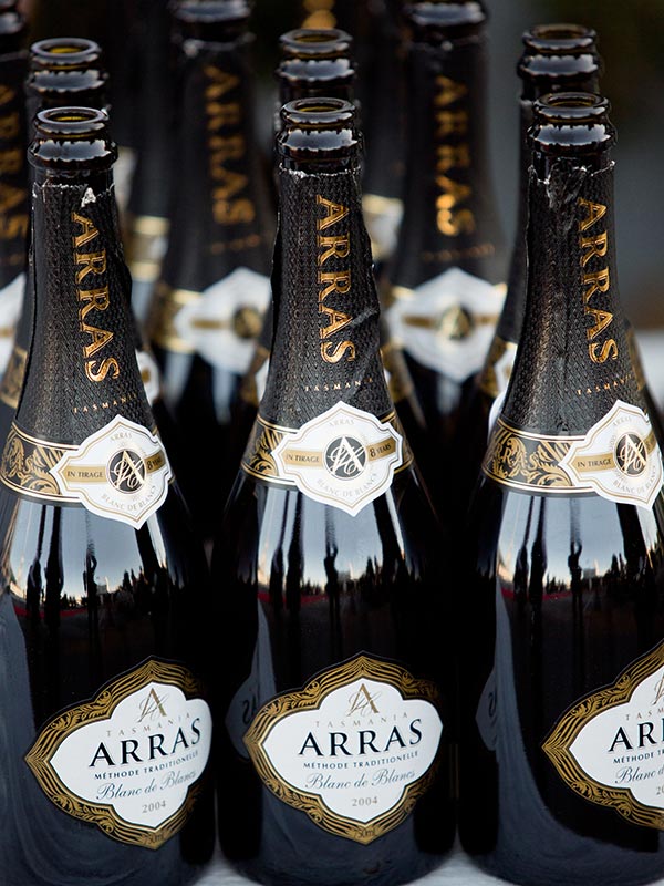 House of Arras, Tas