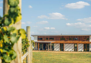 Clonakilla Winery canberra wine hopper tour