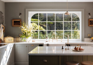 Lumiere Lodge kitchen in Hobart