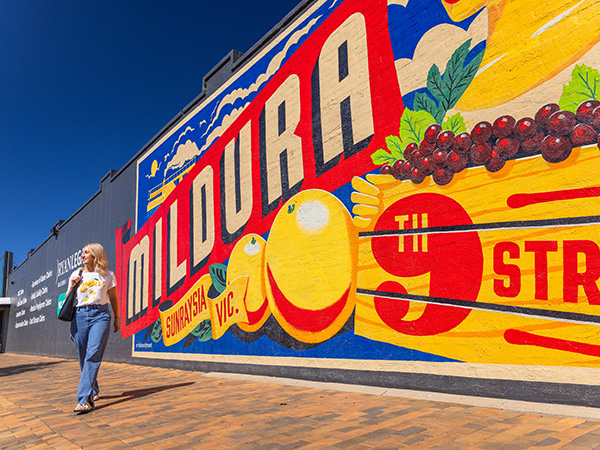 Things to do in Mildura include exploring its rich cultural scene. From vibrant street art and ancient stories to exhibitions at the Mildura Arts Centre, Australia’s first regional gallery.