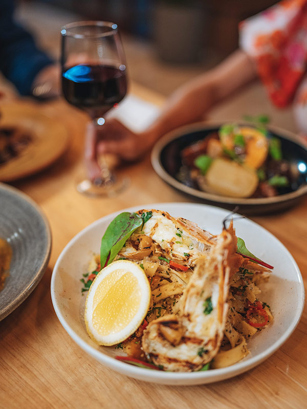Kingfisher Bay Resort Stone & Wood Resturant