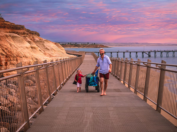Witton Bluff Base Trail 
